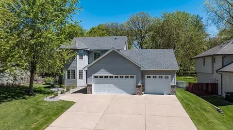 9967 Egret Blvd NW, Coon Rapids, MN 55433