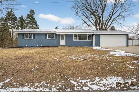 2702 Erin Ln NE, Rochester, MN 55906