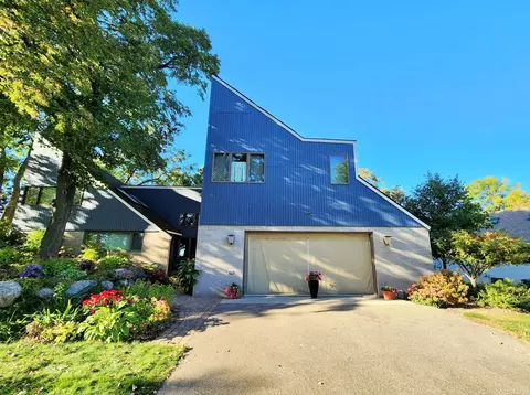 11248 Indian Beach Rd, Spicer, MN 56288