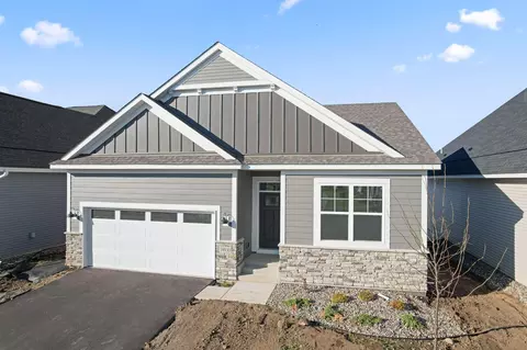 14826 Artaine Trl, Rosemount, MN 55068