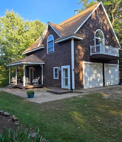 Exterior - 18302 Johnson Rd, Brainerd, MN 56401 photo 2 of 3