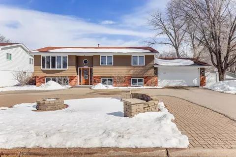 2835 Salem Ave, Saint Louis Park, MN 55416