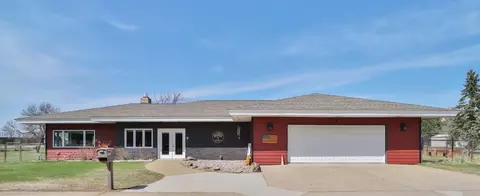 101 Mini Dr, Staples, MN 56479
