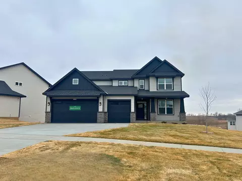 4892 Noble Dr NW, Rochester, MN 55901