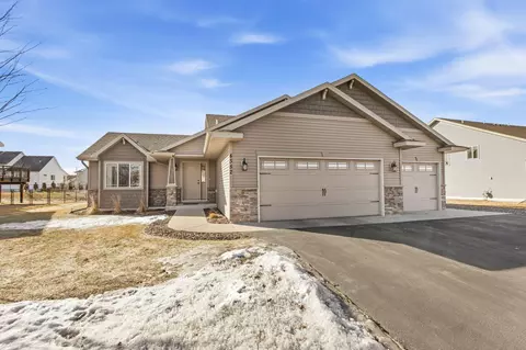4382 87th St NE, Monticello, MN 55362