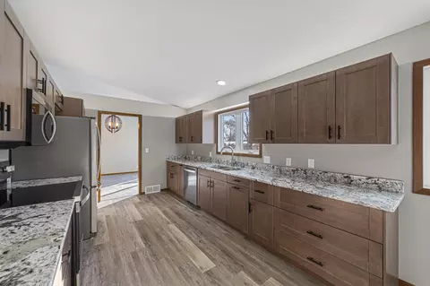 Kitchen - 22 Mitchell Dr, Faribault, MN 55021 photo 3 of 9
