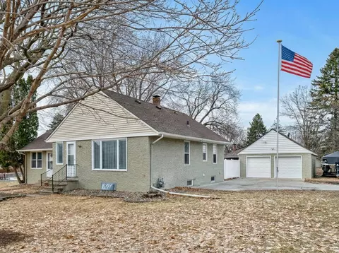 1251 Gardena Ave NE, Fridley, MN 55432