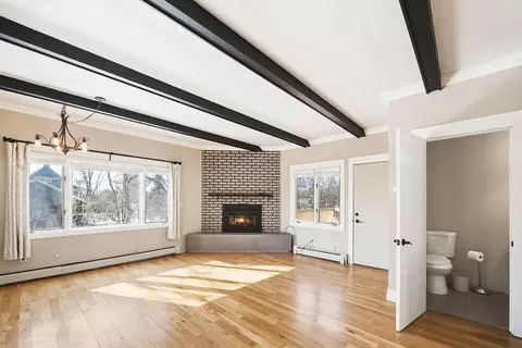 Living - 4220 Mcculloch St, Duluth, MN 55804 photo 5 of 5