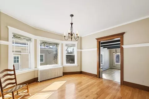 Living - 4220 Mcculloch St, Duluth, MN 55804 photo 3 of 5