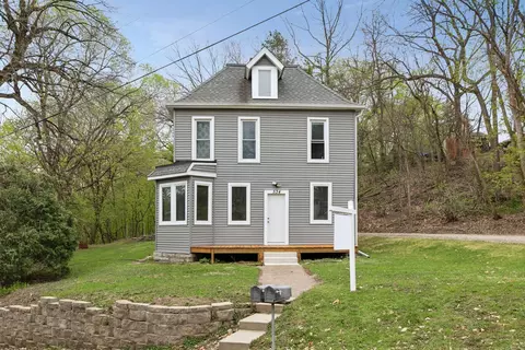 534 Annapolis St, South Saint Paul, MN 55075