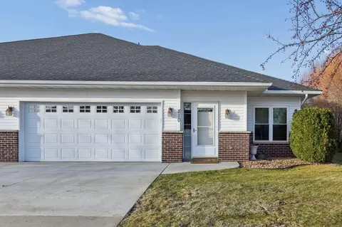 810 2nd St NW, New Prague, MN 56071