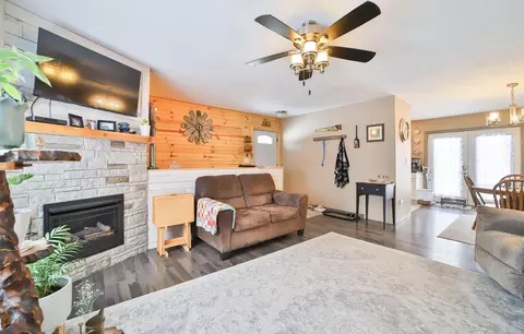 Living - 7384 Schley Rd, Brainerd, MN 56401 photo 3 of 8