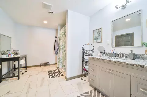 Bath - 7384 Schley Rd, Brainerd, MN 56401 photo 3 of 5