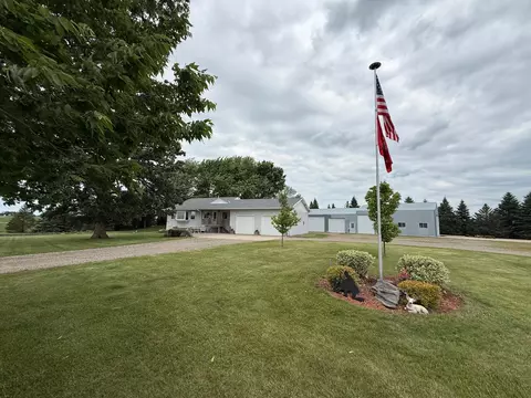 38018 260th St, Arlington, MN 55307