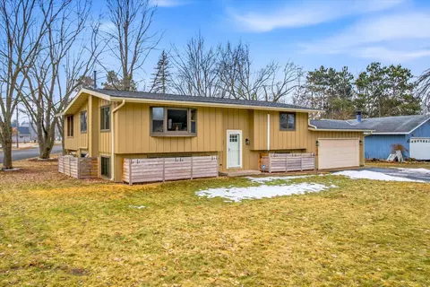 1026 Monroe St N, Hudson, WI 54016