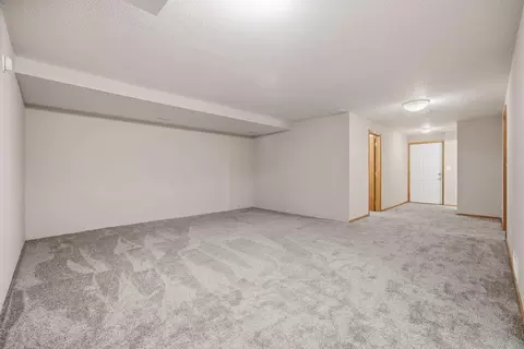Living - 4480 Watertown Rd, Maple Plain, MN 55359 photo 4 of 4