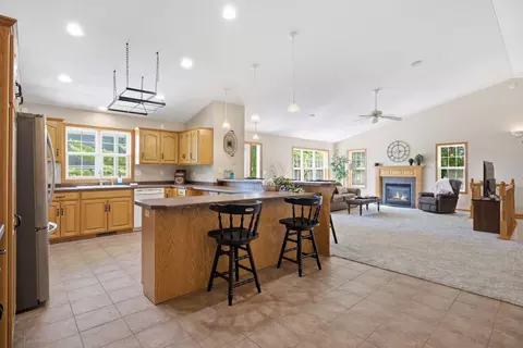 Kitchen - 4480 Watertown Rd, Maple Plain, MN 55359 photo 2 of 6