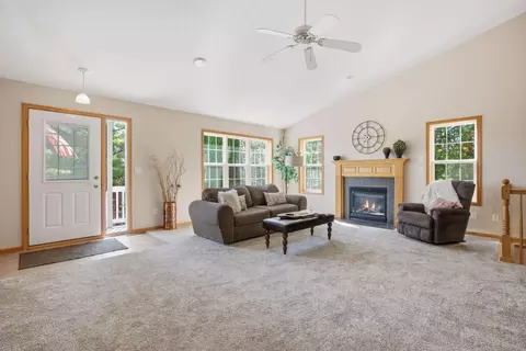 Living - 4480 Watertown Rd, Maple Plain, MN 55359 photo 1 of 4