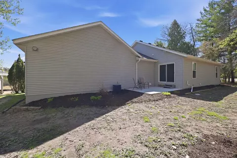 Exterior - 4480 Watertown Rd, Maple Plain, MN 55359 photo 4 of 8