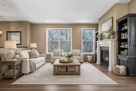 2128 River Valley Ln, Eagan, MN 55122