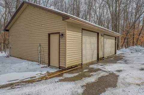 Exterior - 21079 Foothill Trl, Akeley, MN 56433 photo 5 of 6