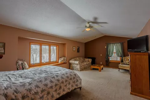 Bedroom - 21079 Foothill Trl, Akeley, MN 56433 photo 1 of 6