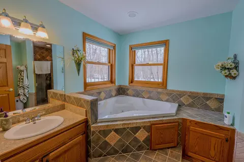 Bath - 21079 Foothill Trl, Akeley, MN 56433 photo 1 of 3
