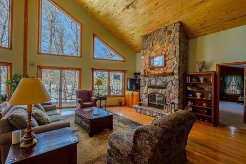 Living - 21079 Foothill Trl, Akeley, MN 56433 photo 2 of 3