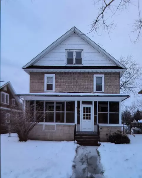 2718 Taylor St NE, Minneapolis, MN 55418