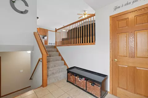 105 Capelle St, Spring Valley, MN 55975 photo 2