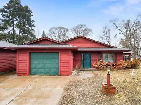 509 Heritage Blvd NW, Isanti, MN 55040