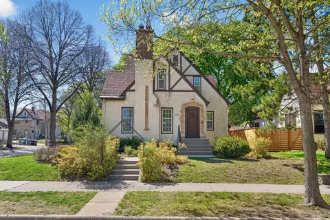 2700 Hayes St NE, Minneapolis, MN 55418