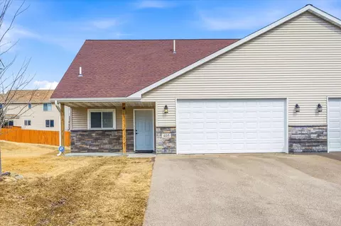 405 E Cheyenne St, Roberts, WI 54023 photo 2