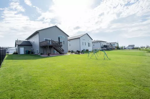 319 6th St E, Horace, ND 58047 photo 11