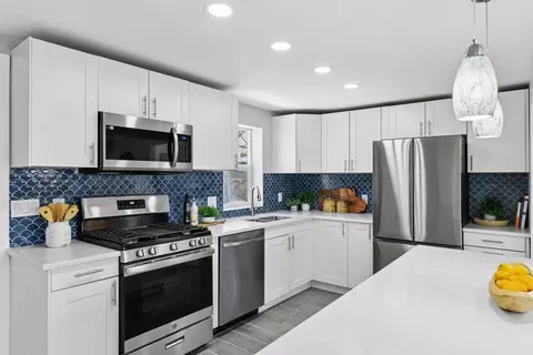 Kitchen - 3340 Warner Ln, Mound, MN 55364 photo 1 of 7
