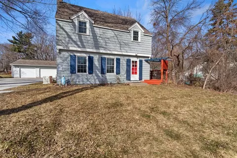 1709 White Bear Ave N, Maplewood, MN 55109