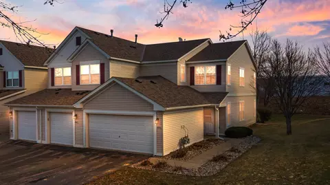 1667 Countryside Dr, Shakopee, MN 55379