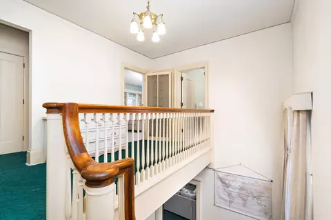 Entry Way - 2514 E Superior St, Duluth, MN 55812 photo 7 of 9