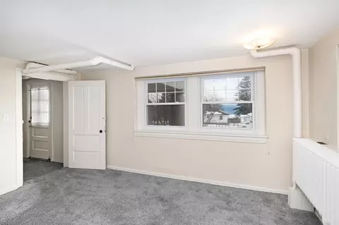 Bedroom - 2514 E Superior St, Duluth, MN 55812 photo 14 of 14