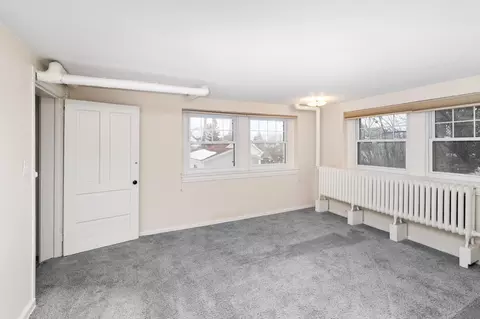 Bedroom - 2514 E Superior St, Duluth, MN 55812 photo 13 of 14