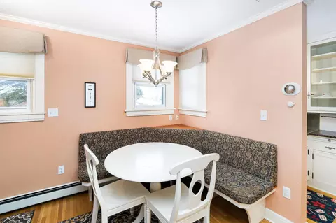 Dining - 2514 E Superior St, Duluth, MN 55812 photo 4 of 4
