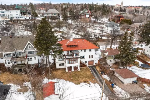 View/Area - 2514 E Superior St, Duluth, MN 55812 photo 10 of 16