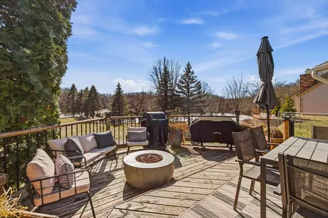 Exterior - 1066 Tiffany Pl, Eagan, MN 55123 photo 6 of 11