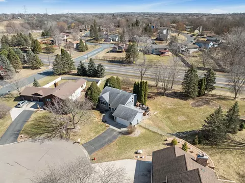 View/Area - 1066 Tiffany Pl, Eagan, MN 55123 photo 4 of 8