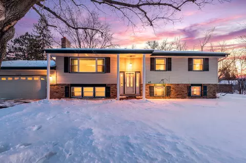 11019 Stanley Rd, Bloomington, MN 55437