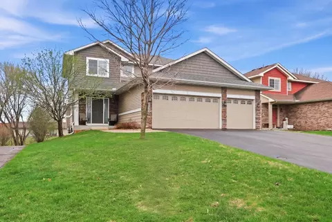 21340 Hytrail Cir, Lakeville, MN 55044