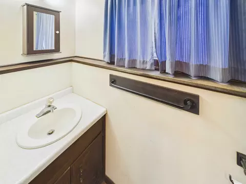 Bath - 27863 Jerboa Ln, Cold Spring, MN 56320 photo 4 of 6