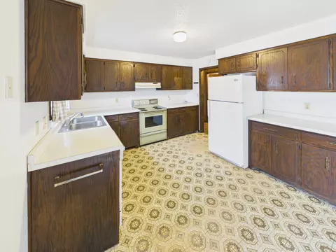 Kitchen - 27863 Jerboa Ln, Cold Spring, MN 56320 photo 4 of 5