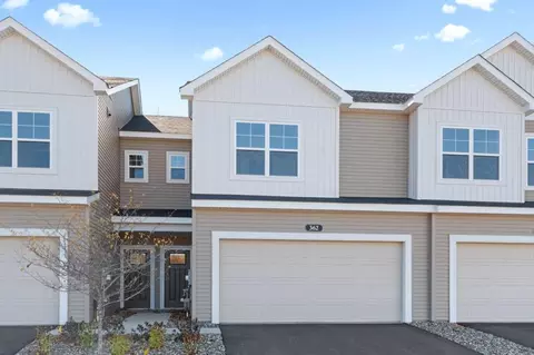 1534 Trellis Ln, West Saint Paul, MN 55118