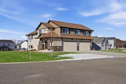 7880 Gunner Dr, Clear Lake, MN 55319
